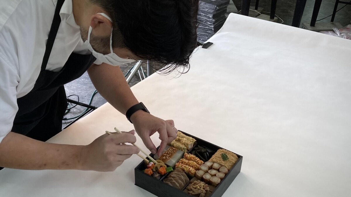 料理人による開発の様子