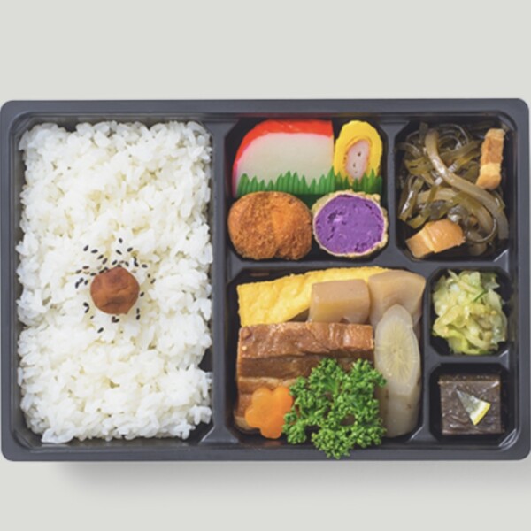 てぃーだ / 沖縄風煮付け弁当